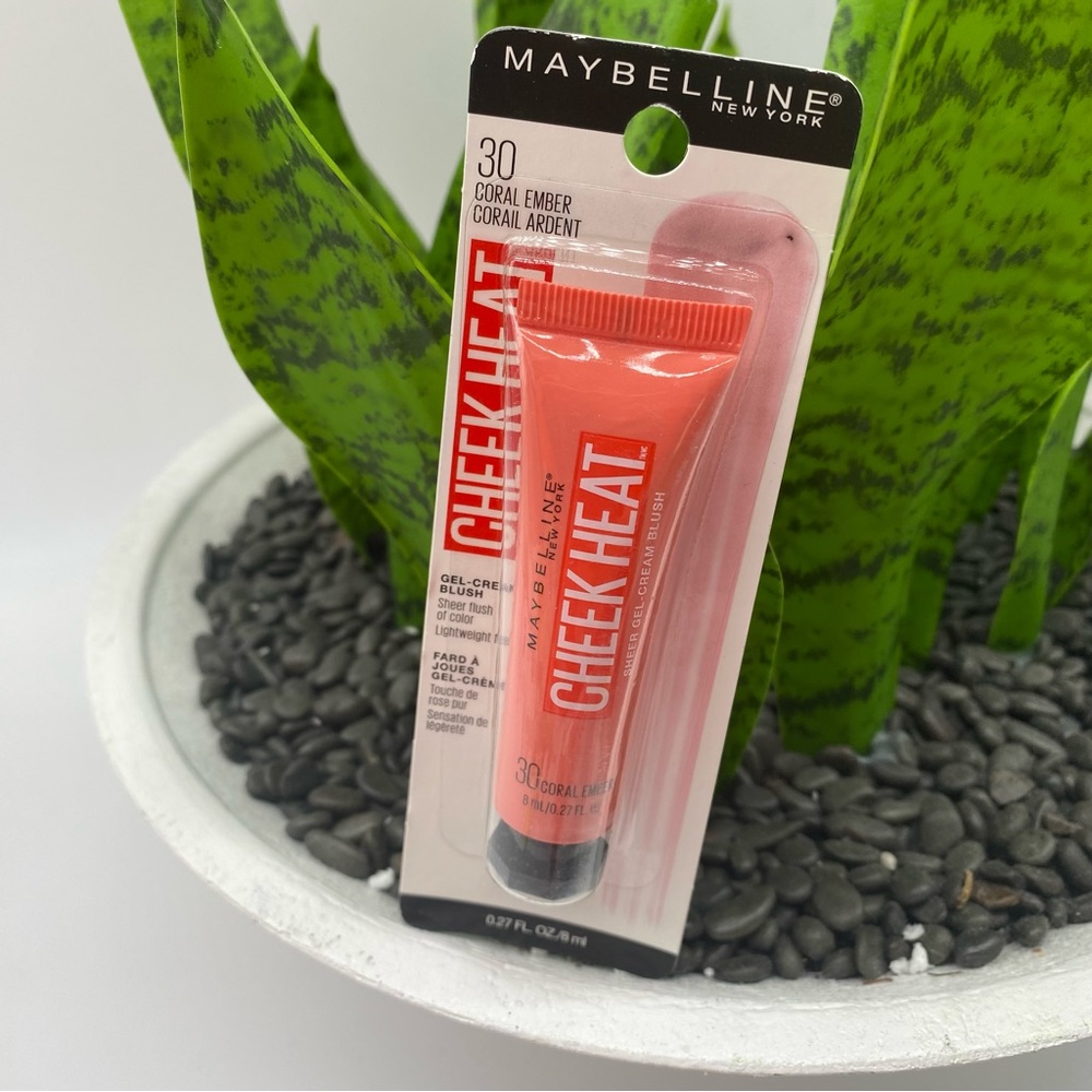 Maybelline Cheek Heat Gel-Cream Blush Lightweight dewy finish in 30 coral ember